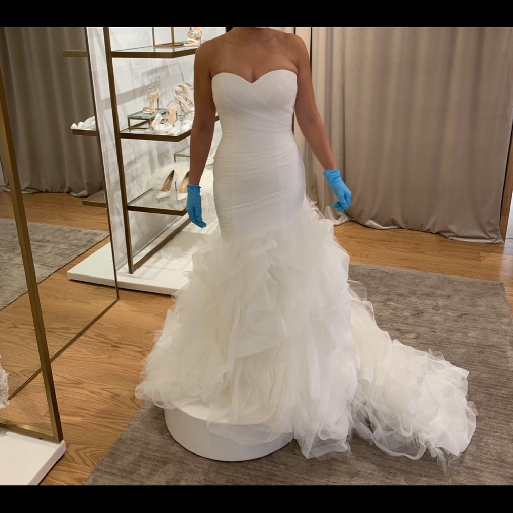 NEW-Pronovias wedding dress- “Mildred” size 8 - Picture 2 of 12